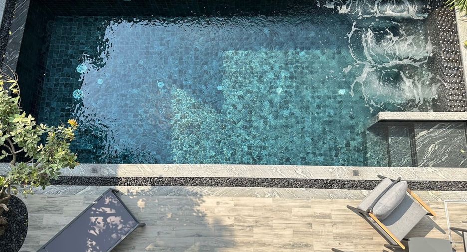 For sale 4 ベッドルーム villa in Bang Lamung, Chonburi