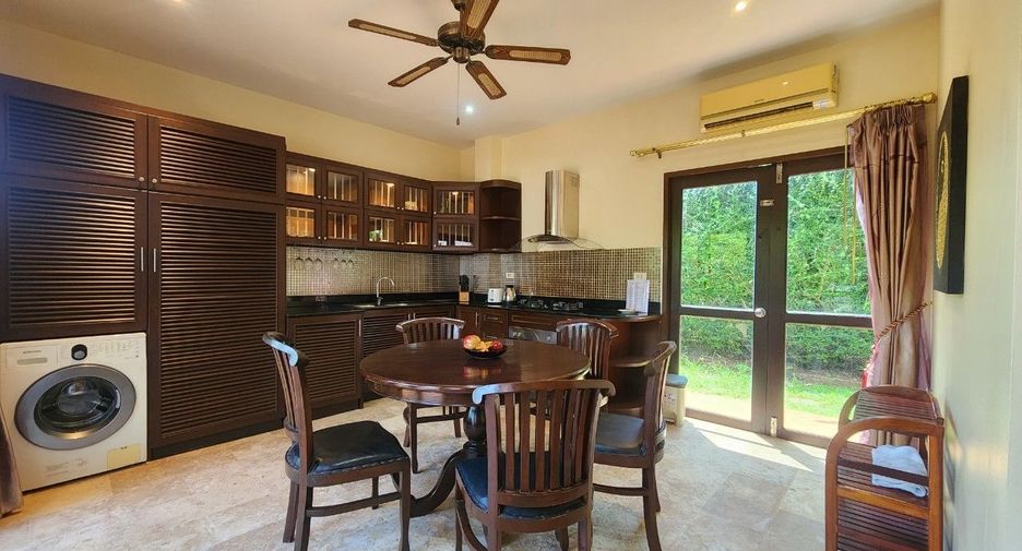 For rent そして for sale スタジオ villa in Mueang Rayong, Rayong