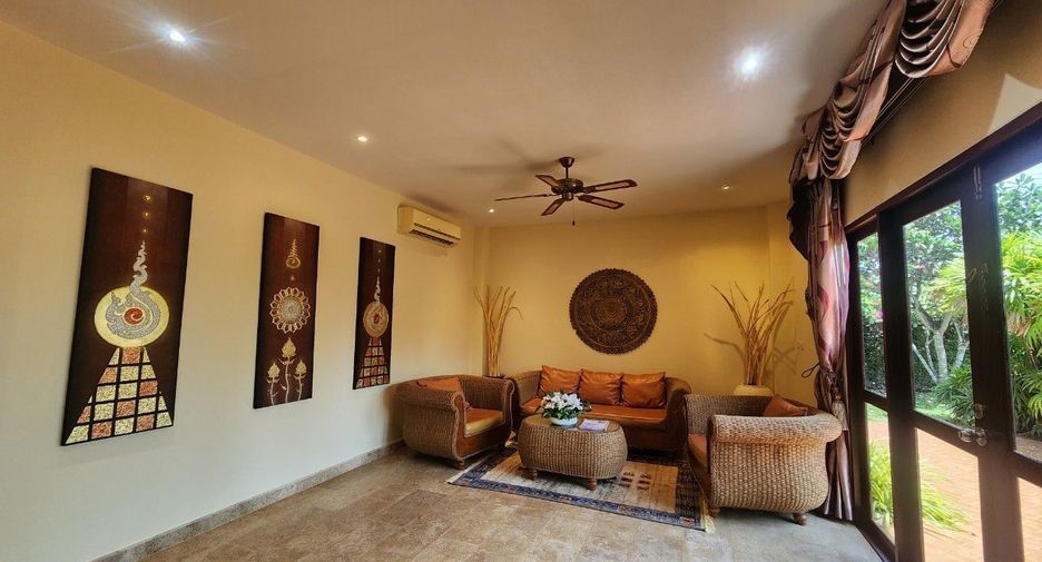 For rent そして for sale スタジオ villa in Mueang Rayong, Rayong