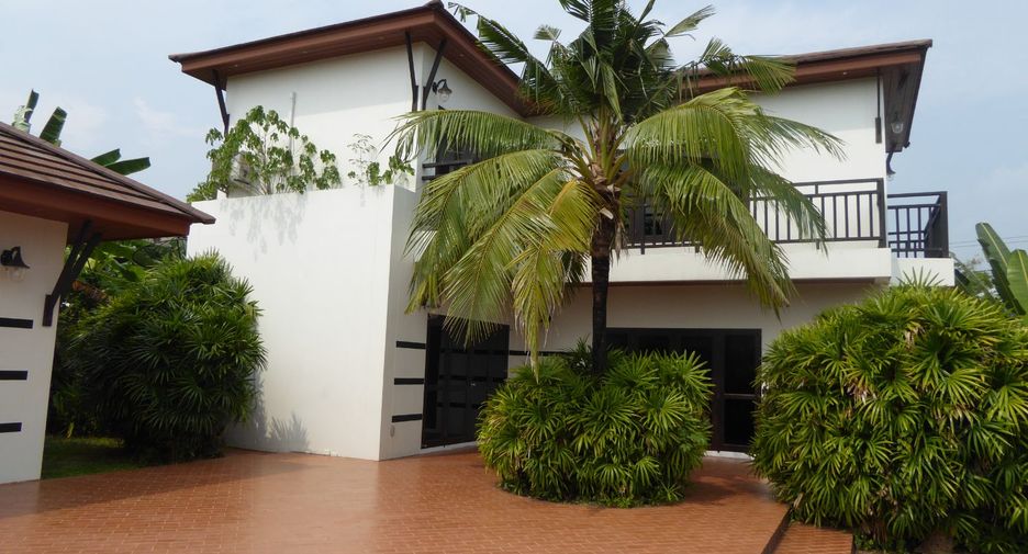 For rent そして for sale スタジオ villa in Mueang Rayong, Rayong