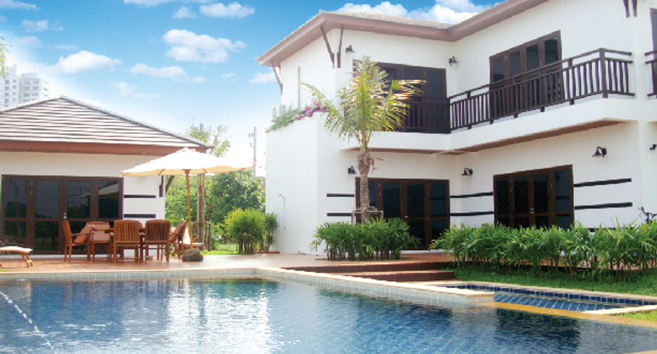 For rent そして for sale スタジオ villa in Mueang Rayong, Rayong