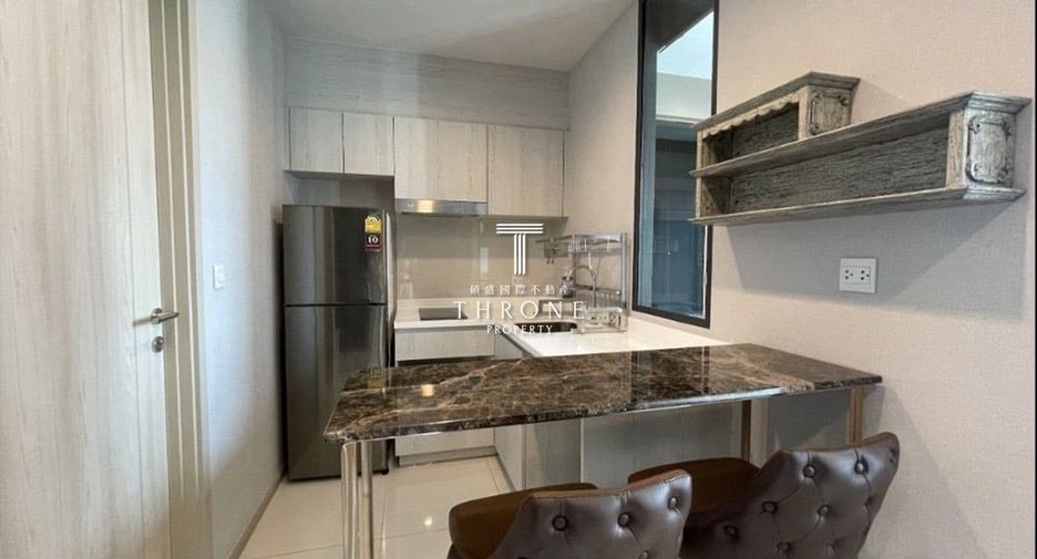 For sale 1 bed condo in Pathum Wan, Bangkok