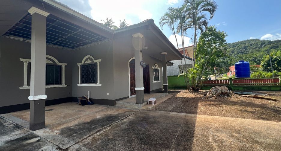 出售 3 卧室 独立屋 在 Mueang Krabi, Krabi