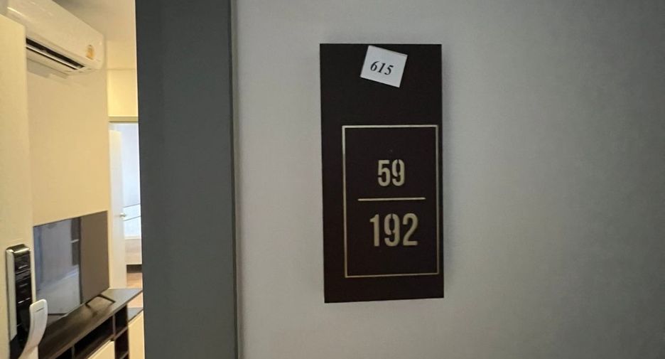 For sale 1 bed condo in Bang Phlat, Bangkok