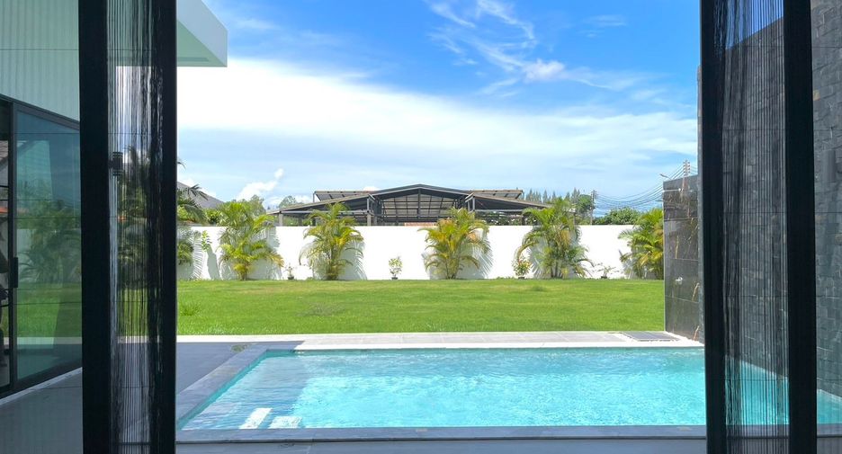 Villa zum Kauf mit 3 Zimmer in Bang Lamung, Chonburi