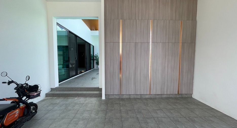 Villa zum Kauf mit 3 Zimmer in Bang Lamung, Chonburi