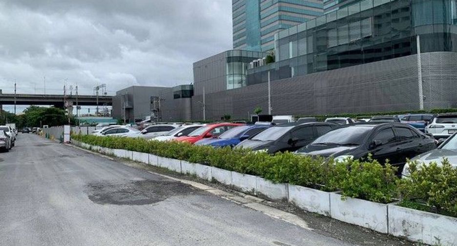 For sale land in Bang Na, Bangkok