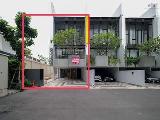 For rent 3 Beds townhouse in Suan Luang, Bangkok