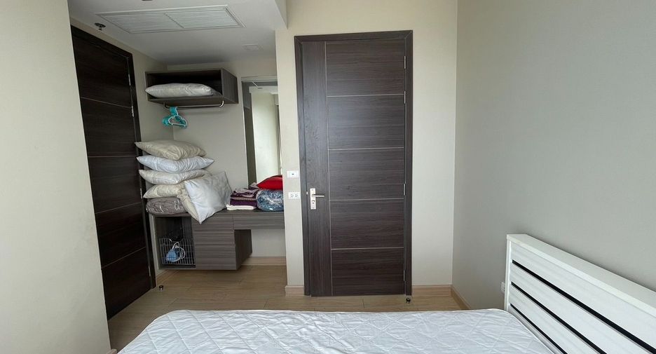 For rent 2 bedrooms condo in Bang Lamung, Chonburi