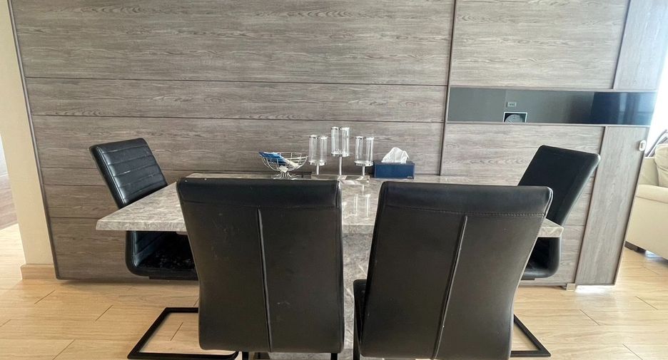 For rent 2 bedrooms condo in Bang Lamung, Chonburi