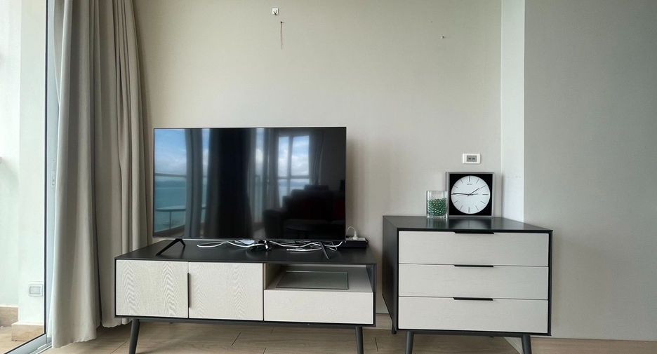 For rent 2 bedrooms condo in Bang Lamung, Chonburi