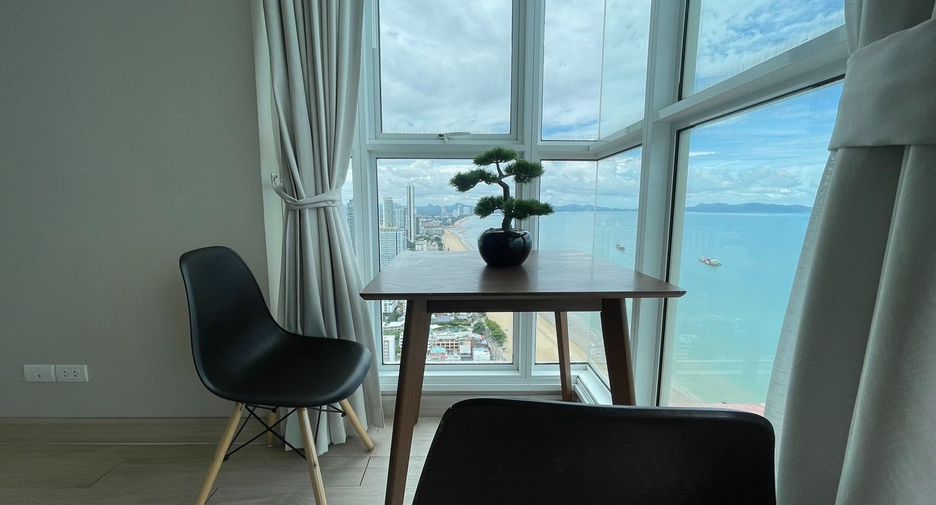 For rent 2 bedrooms condo in Bang Lamung, Chonburi