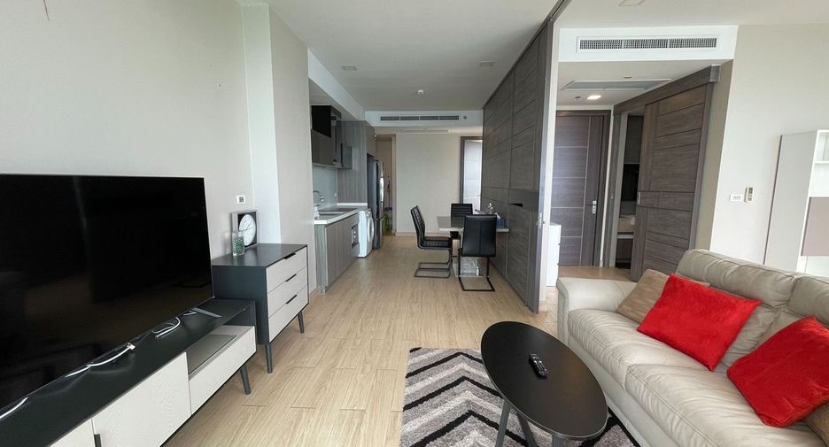 For rent 2 bedrooms condo in Bang Lamung, Chonburi