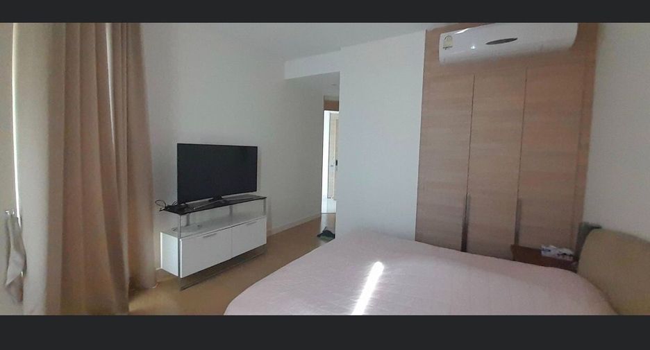 For rent 3 bedrooms condo in Jomtien, Pattaya