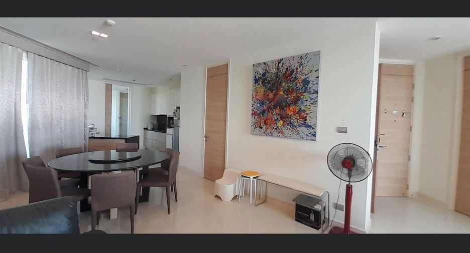 For rent 3 bedrooms condo in Jomtien, Pattaya