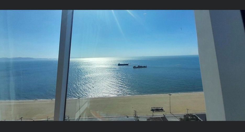 For rent 3 bedrooms condo in Jomtien, Pattaya