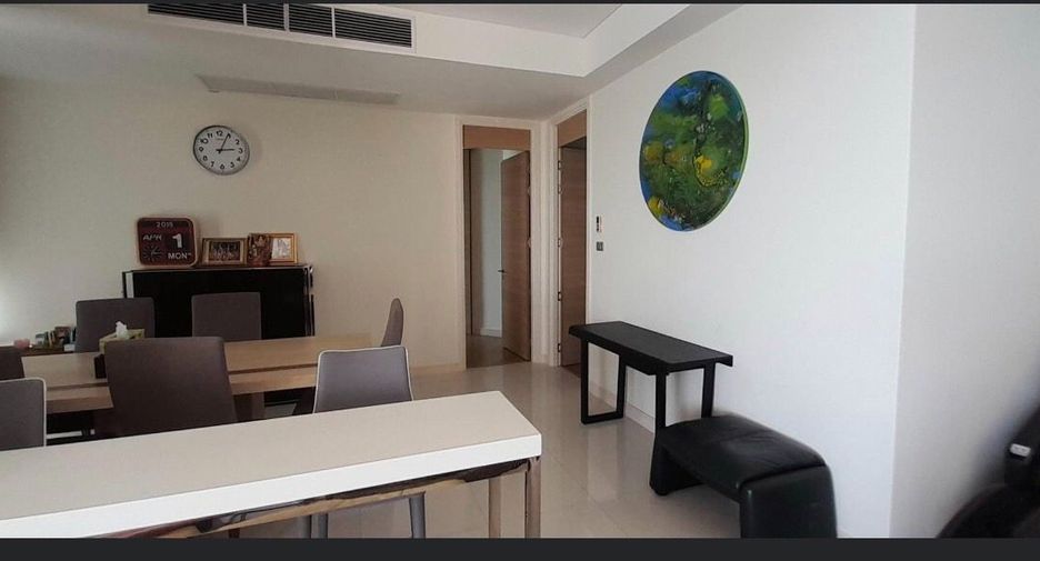 For rent 3 bedrooms condo in Jomtien, Pattaya