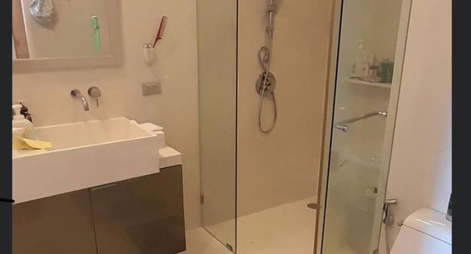 For rent 3 bedrooms condo in Jomtien, Pattaya