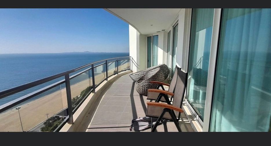 For rent 3 bedrooms condo in Jomtien, Pattaya