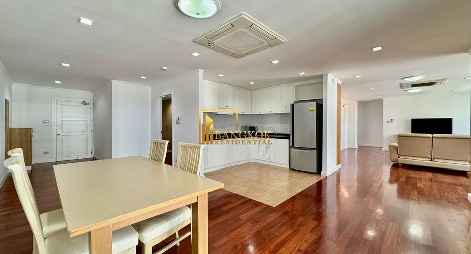 For rent 3 bedrooms condo in Khlong Toei, Bangkok