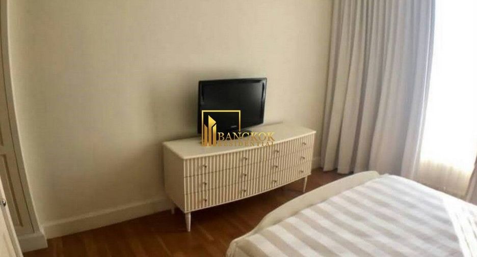 Condo en alquiler de 3 habitaciones en Watthana, Bangkok
