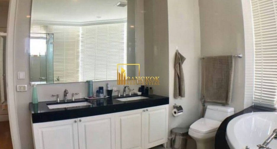 Condo en alquiler de 3 habitaciones en Watthana, Bangkok