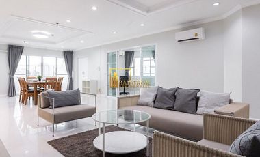 For rent 3 bed condo in Khlong Toei, Bangkok