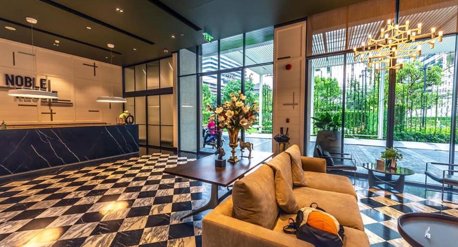 For rent and for sale 1 bed condo in Watthana, Bangkok