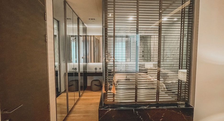 For rent and for sale 1 bed condo in Sathon, Bangkok