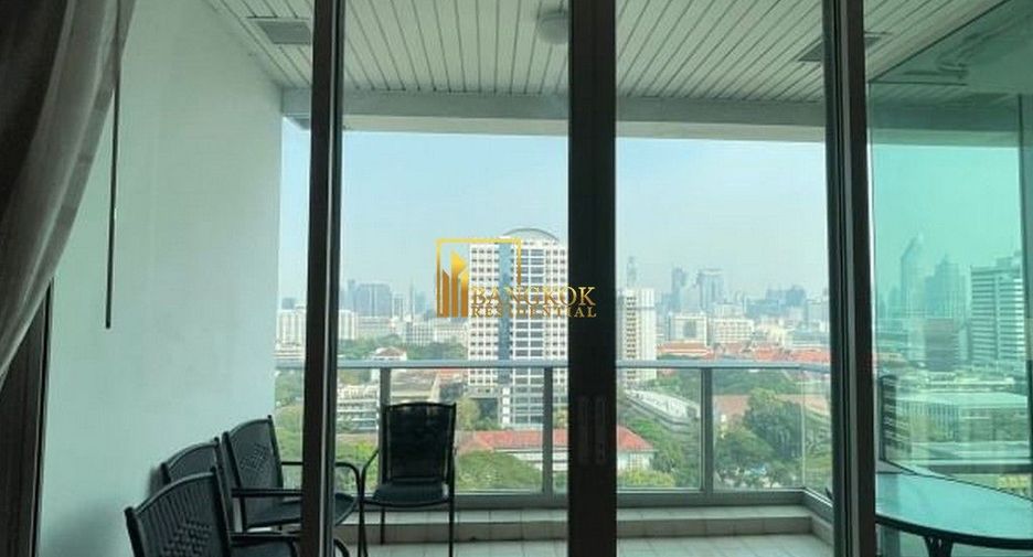 For rent 4 ベッドルーム condo in Bang Rak, Bangkok