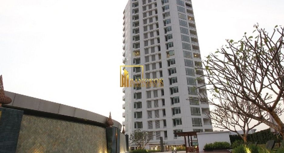 For rent 4 ベッドルーム condo in Bang Rak, Bangkok