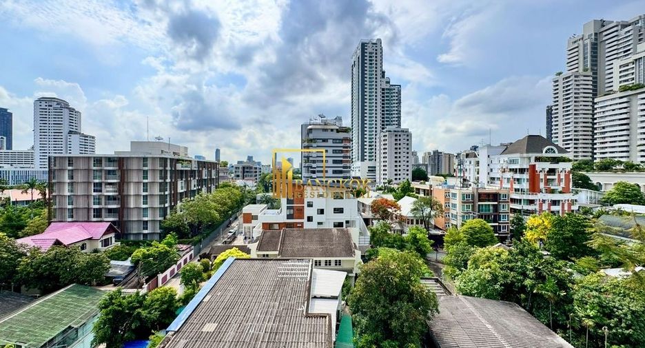 Apartamento en alquiler de 3 habitaciones en Watthana, Bangkok