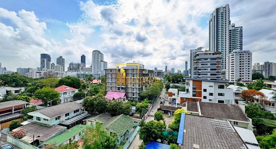 Apartamento en alquiler de 3 habitaciones en Watthana, Bangkok