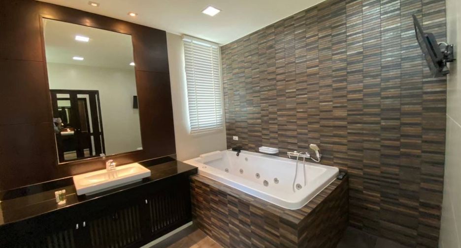 Serviced Apartment zur Miete mit 4 Zimmer in Watthana, Bangkok