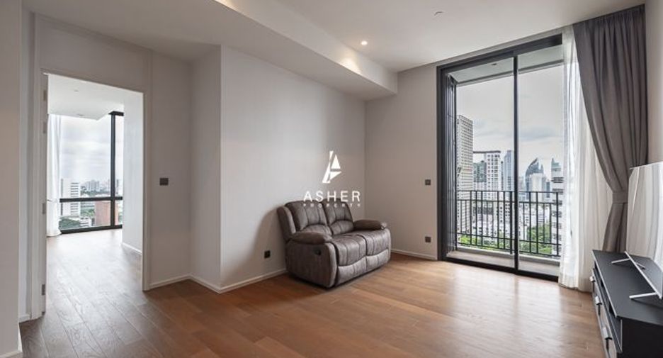 For rent 2 bedrooms condo in Pathum Wan, Bangkok