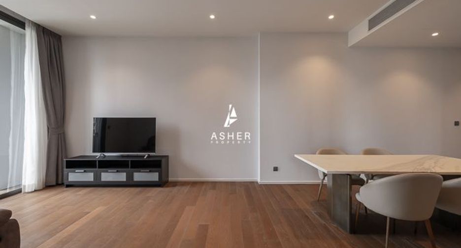 For rent 2 bedrooms condo in Pathum Wan, Bangkok