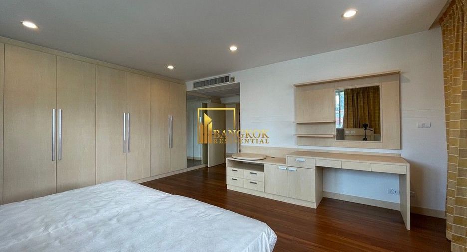 Apartamento en alquiler de 3 habitaciones en Khlong Toei, Bangkok