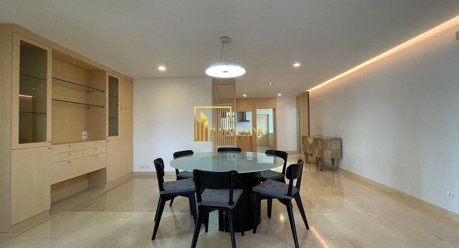 Apartamento en alquiler de 3 habitaciones en Khlong Toei, Bangkok
