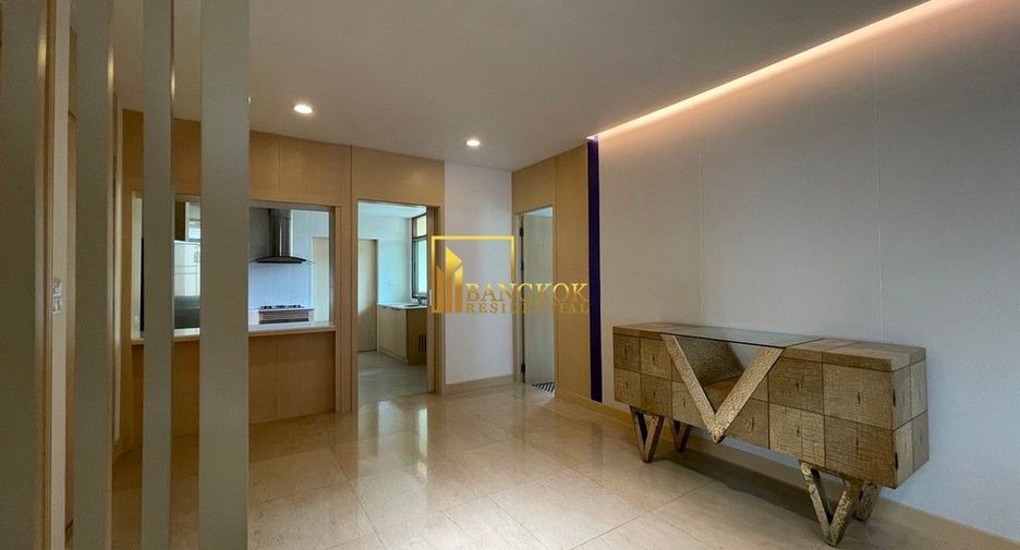 Apartamento en alquiler de 3 habitaciones en Khlong Toei, Bangkok