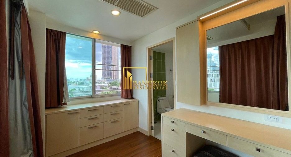 Apartamento en alquiler de 3 habitaciones en Khlong Toei, Bangkok