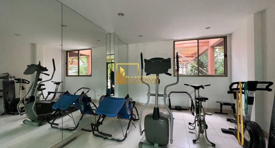 Apartamento en alquiler de 3 habitaciones en Khlong Toei, Bangkok
