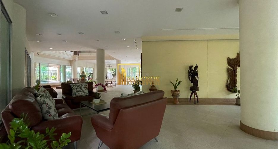 Apartamento en alquiler de 3 habitaciones en Khlong Toei, Bangkok