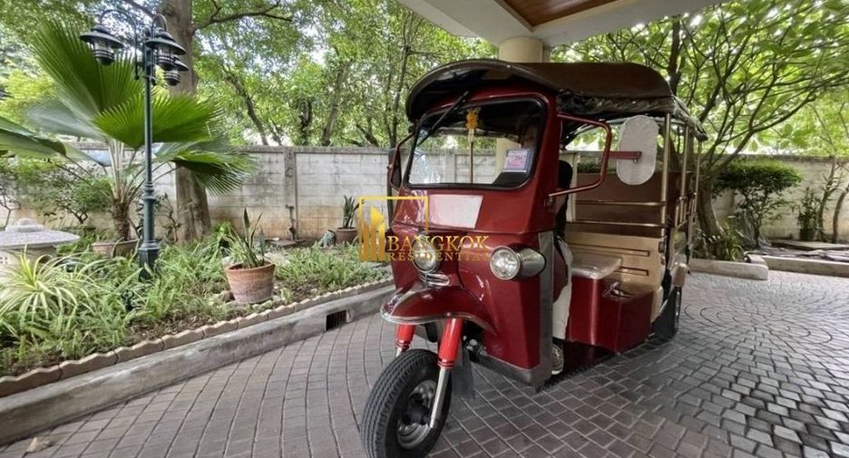 Apartamento en alquiler de 3 habitaciones en Khlong Toei, Bangkok
