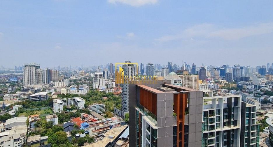 For rent 1 bed condo in Khlong Toei, Bangkok