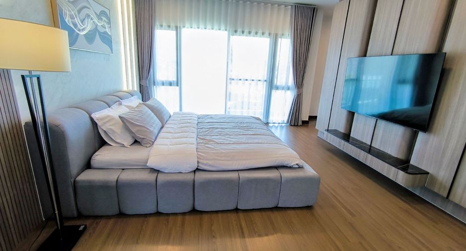 Casa en alquiler de 4 habitaciones en Bang Phli, Samut Prakan