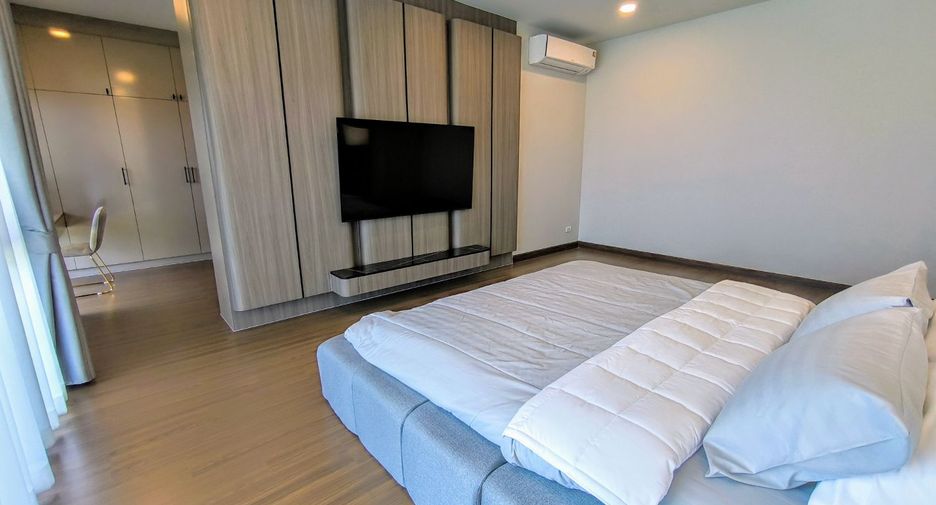 Casa en alquiler de 4 habitaciones en Bang Phli, Samut Prakan