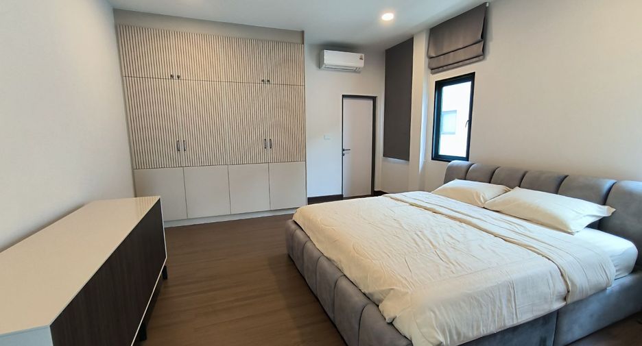 Casa en alquiler de 4 habitaciones en Bang Phli, Samut Prakan