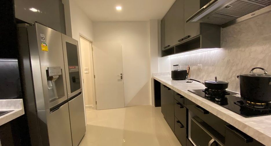Haus zur Miete mit 4 Zimmer in Bang Khen, Bangkok