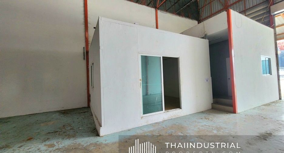 For rent warehouse in Lat Lum Kaeo, Pathum Thani