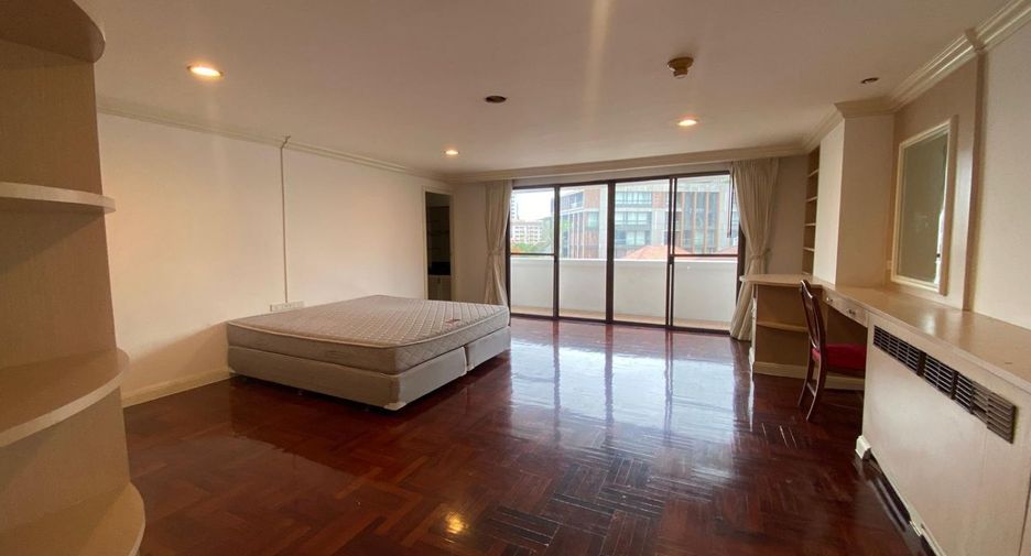 ให้เช่า 3 ห้องนอน เซอร์วิสอพาร์ตเมนต์ ใน คลองเตย, กรุงเทพฯ